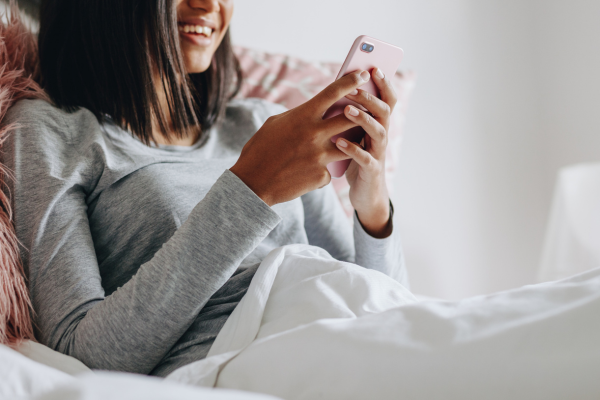 5 Ways to Reduce Screen Time & Improve Sleep Quality