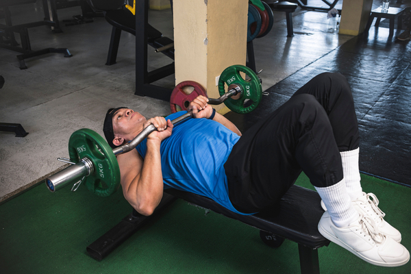Barbell Skull Crusher 