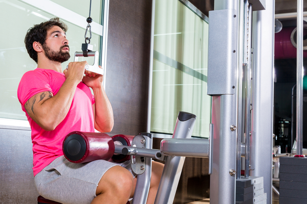 Closed Grip Lat Pulldown