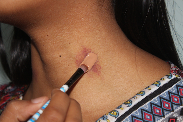 Use Cosmetics for Hiding Hickey