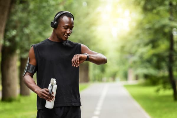 Smartwatch Fitness Tracker