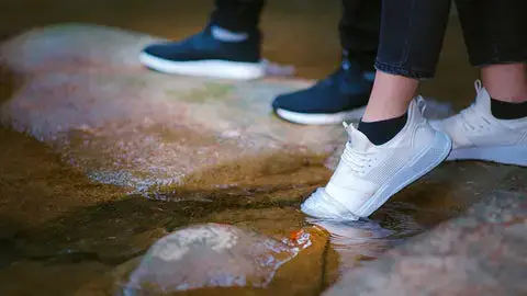 loom footwear waterproof sneakers